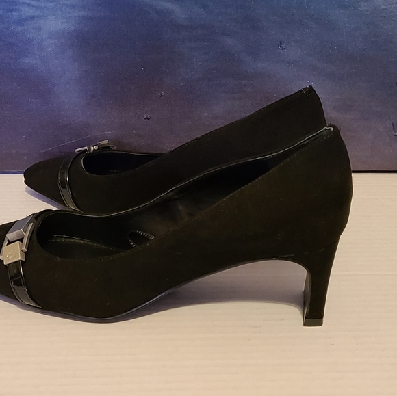 Calvin Klein Shoes - Picture 6 of 9